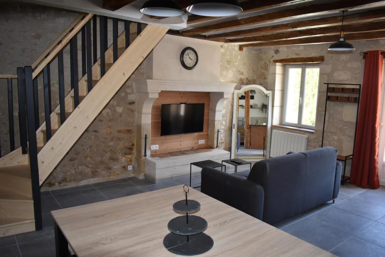 Maison De Charme Ligueil Bagian luar foto